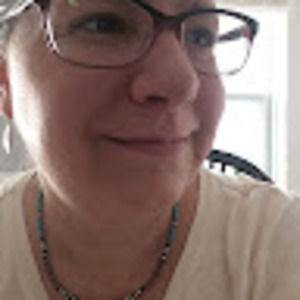 Meet your Posher, Caroline